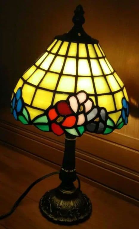 新品ステンドグラスランプ ティファニー調 楽天市場】☆新品☆ステンドグラス ランプ ティファニー技法 地中海風