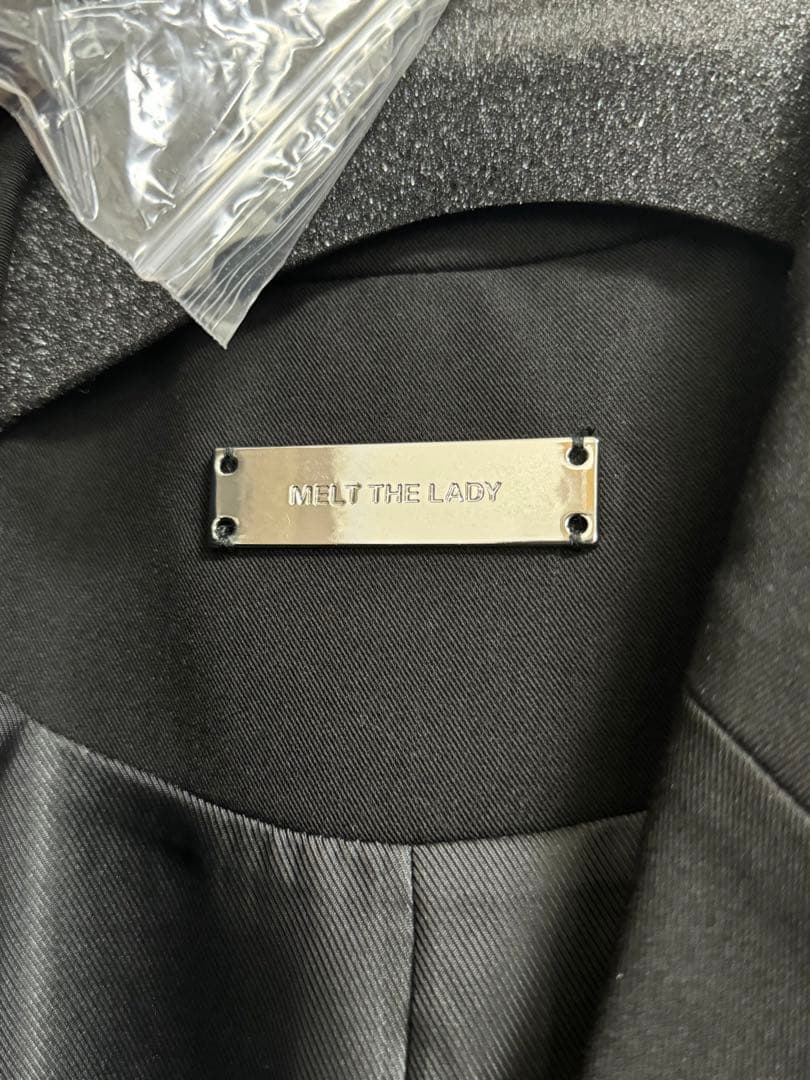 meltthelady thick belt jacket onepiece