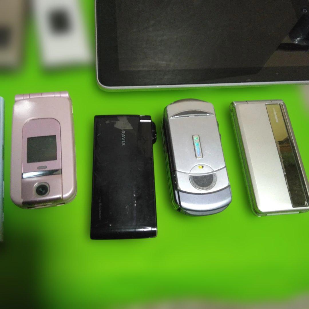 ジャンク品につき、部品取り用』ガラケー、スマホまとめ売り、中古