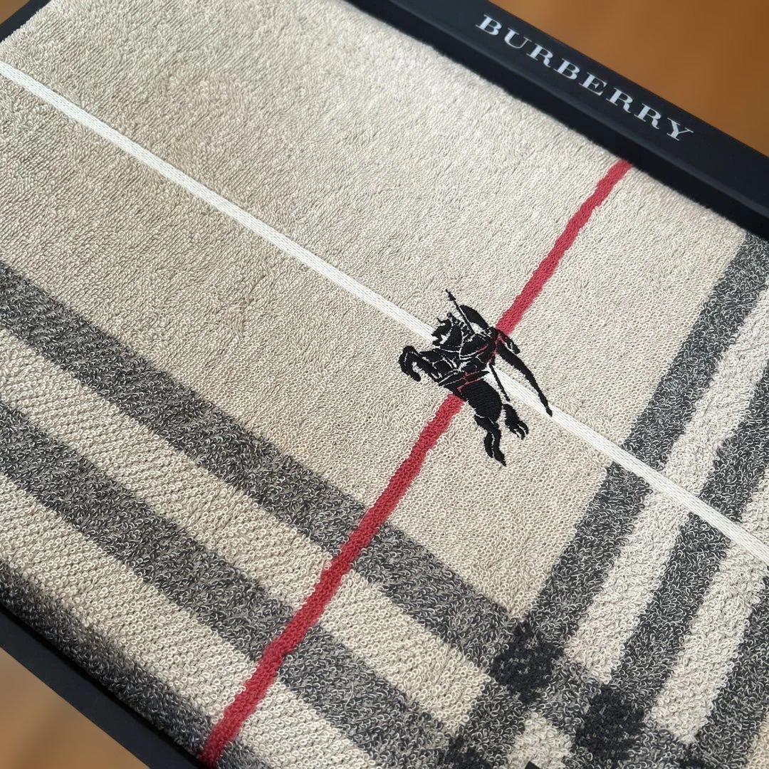 新品・未使用】バーバリー タオルケット140cm✕190cm 綿100%日本製