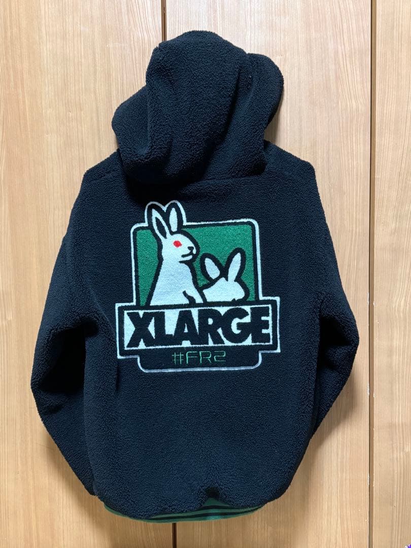 FR2×XLARGE バックパイルロゴ ハーフジップボアパーカー Mサイズ