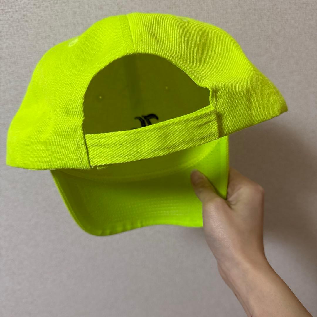 BRIGHT CODES LA 蛍光イエローキャップ - メルカリ