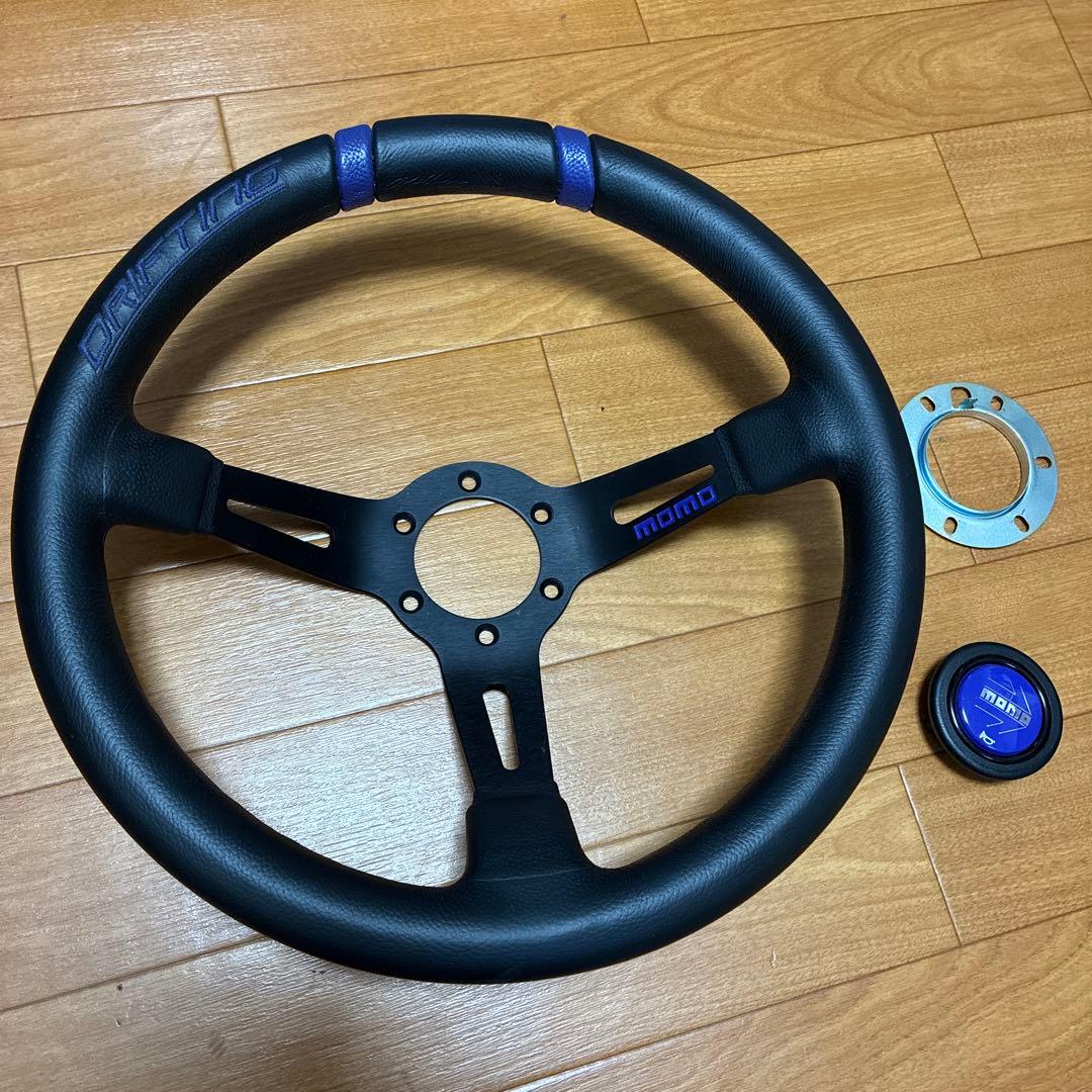 momo ステアリングホイール 黒/紫 momo ステアリングホイール 黒/紫 - メルカリ