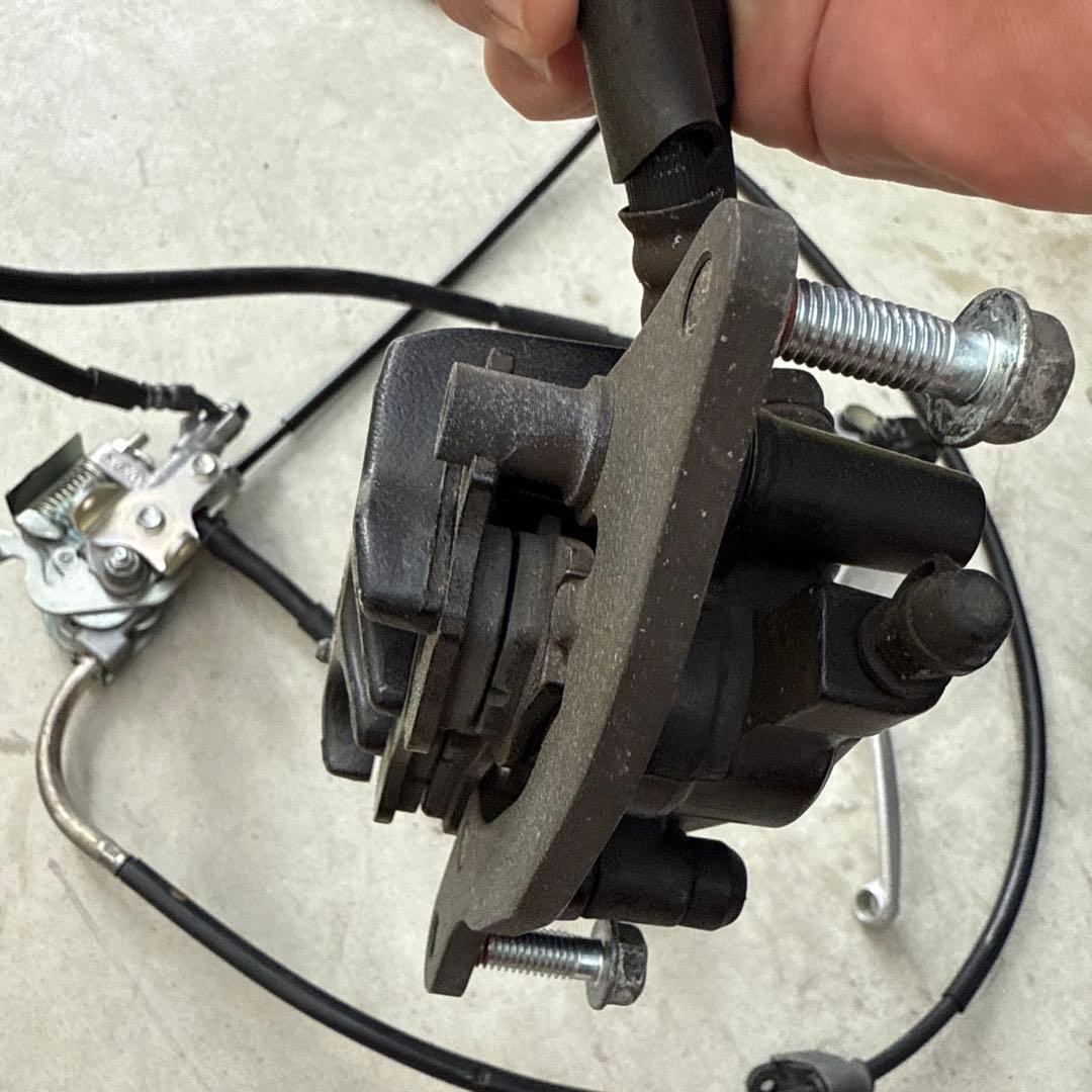 れ*ま様 PCX JF56ブレーキキャリパー・マスターシリンダーセット