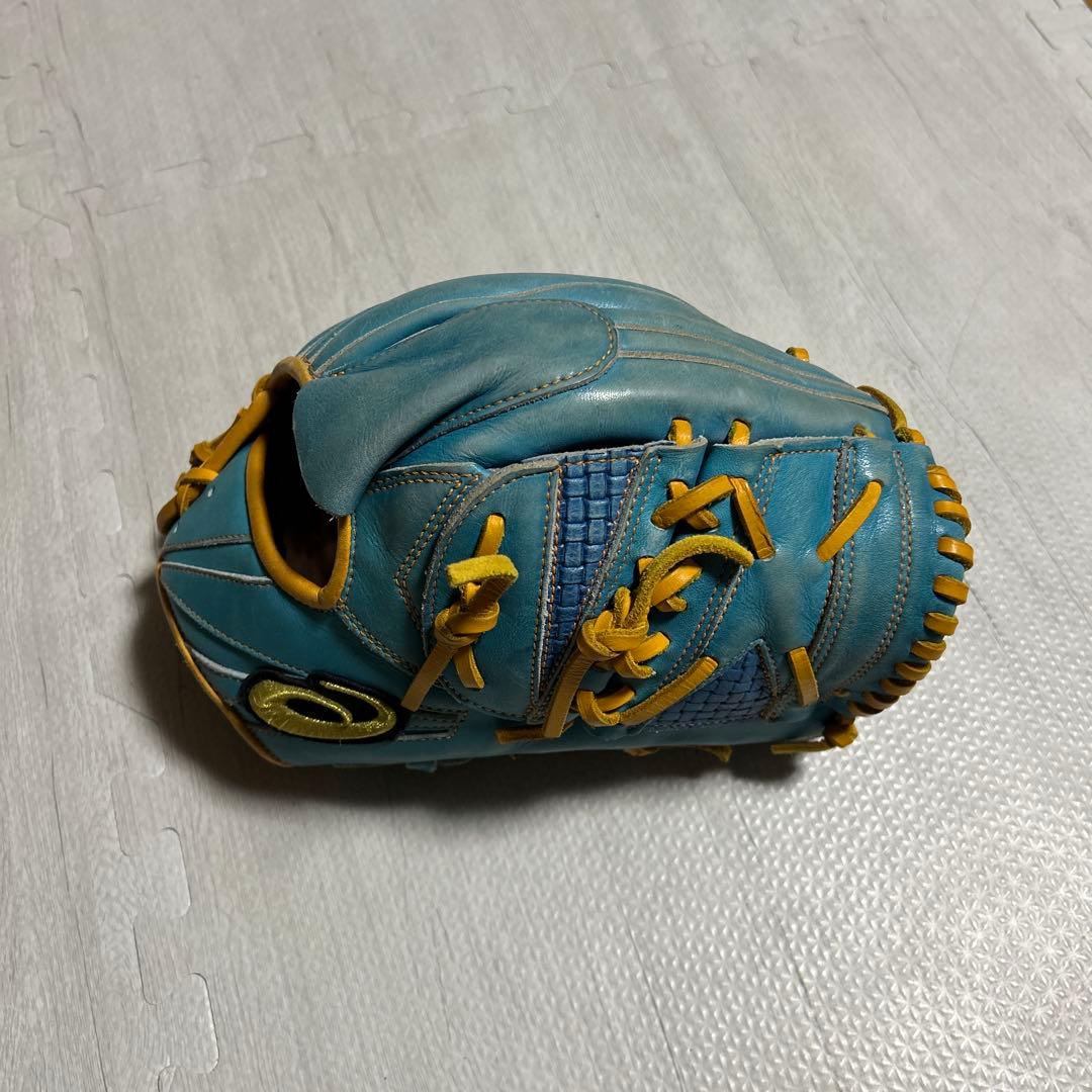 アシックス　軟式用グローブ　投手用 ASICS（アシックス） 【全紐交換済み】 軟式グローブ / 投手用 型付け