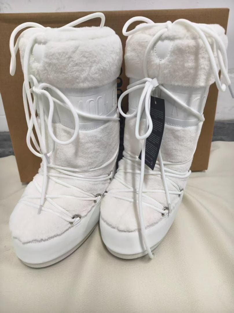 MOON BOOT ムーンブーツ ホワイト ファー付き ブーツ MOON BOOT MB ICON FAUX FUR WHITE （ムーンブーツ エムビー アイコン