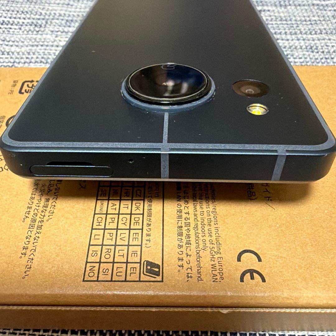 SHARP AQUOS sencn8 ブラック 液晶焼けあり 保護フィルム付き - メルカリ