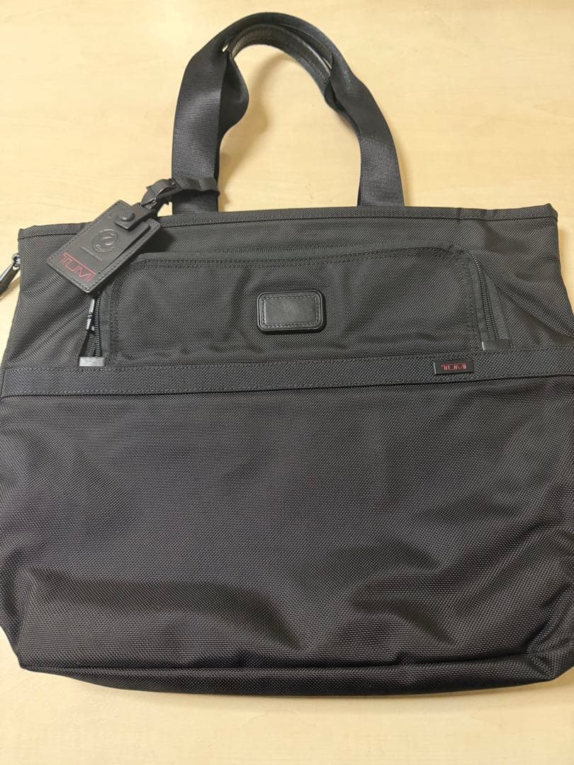TUMI（JAL）ブラック トートバッグ 大容量 TUMI]JALオリジナル エッセンシャル・ミディアム・イースト・ウエスト