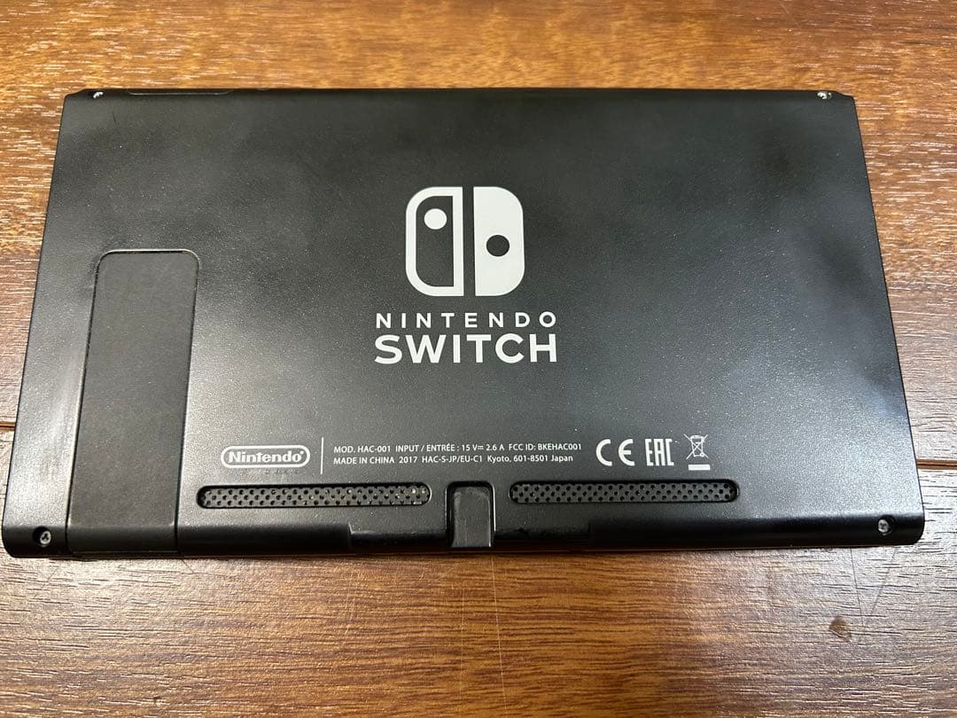 Switch 旧型 本体 Joy-Con ドック付属 microSD64GB付き - メルカリ