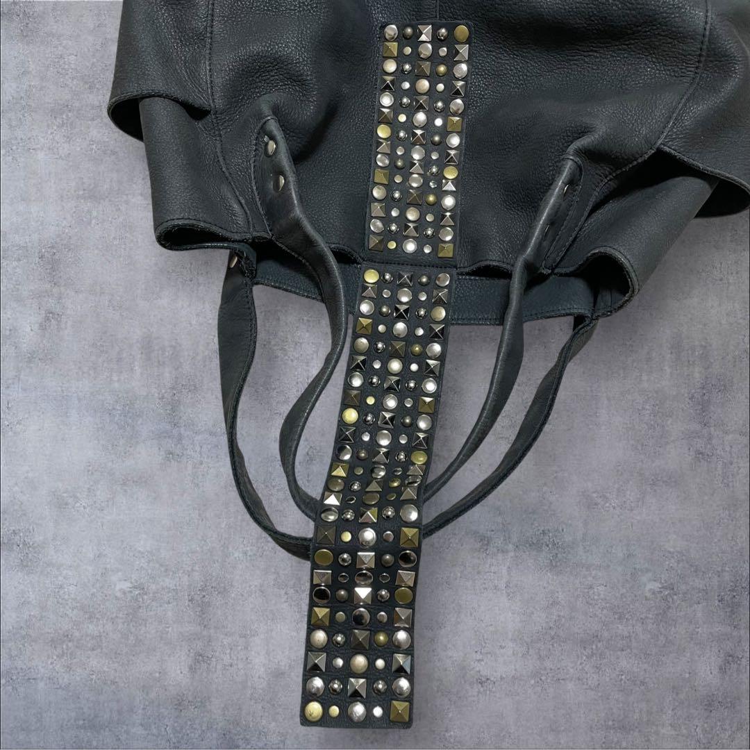 TRES y2k 00s Archive toteBag Studs black - メルカリ