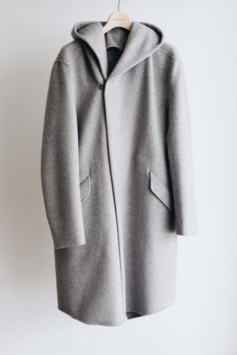 ATTACHMENT カシミヤ混ダブルフェイスビーバーフーデッドコート - メルカリ