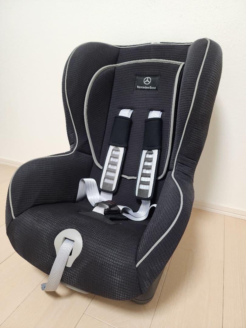 メルセデス・ベンツ純正　 チャイルドシート クリーニング済み mommys-kids_f1197280651