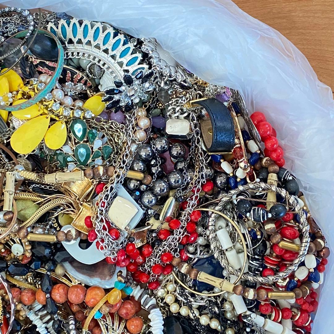 大量 まとめ売り ジャンク 未選別 アクセサリー色々④ 約8.5