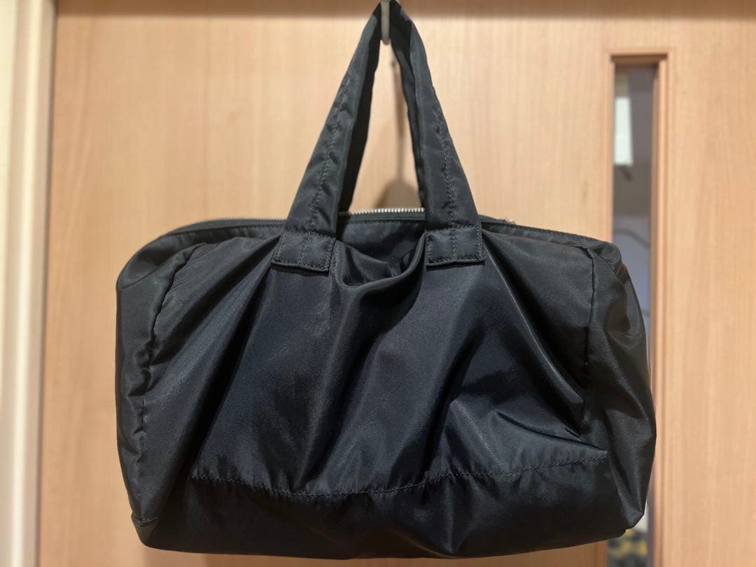 コムデギャルソン ナイロン ボストンバッグ M 1泊2日の出張も安心！ 【コム デ ギャルソン】の大容量ナイロンバッグ