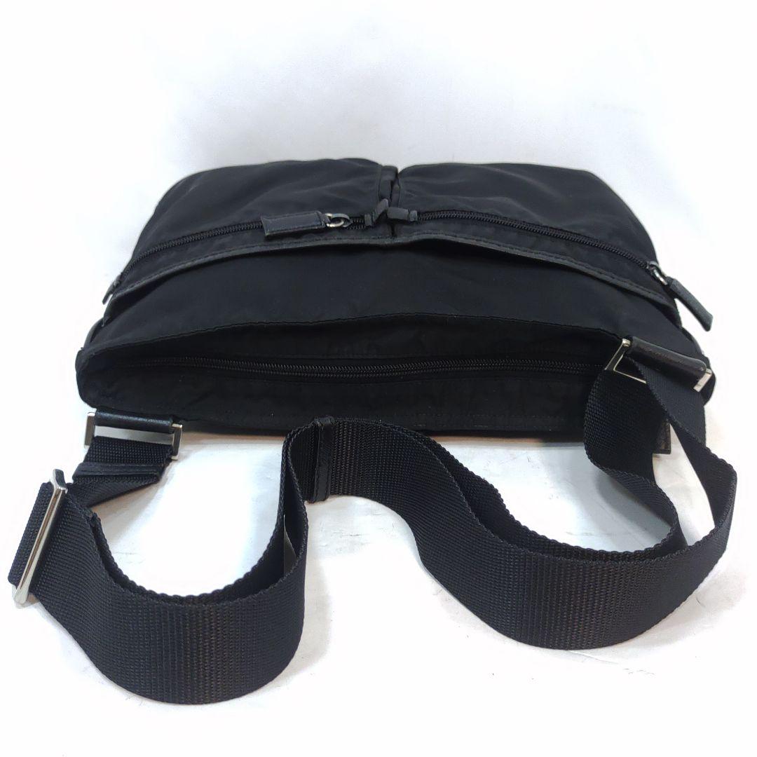 プラダ メッセンジャーバッグ レザー×ナイロン A4可 黒 三角ロゴ