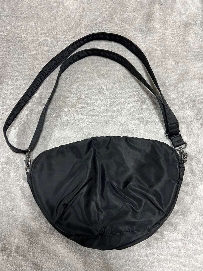 PORTER ポータータンカーショルダーバッグ ハーフムーン 舟形 吉田