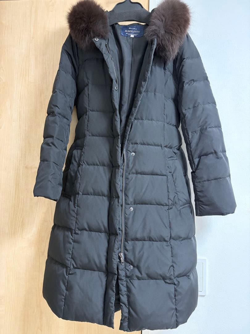 JUSGLITTY ジャスグリッティー ファー付フードダウンコート - メルカリ
