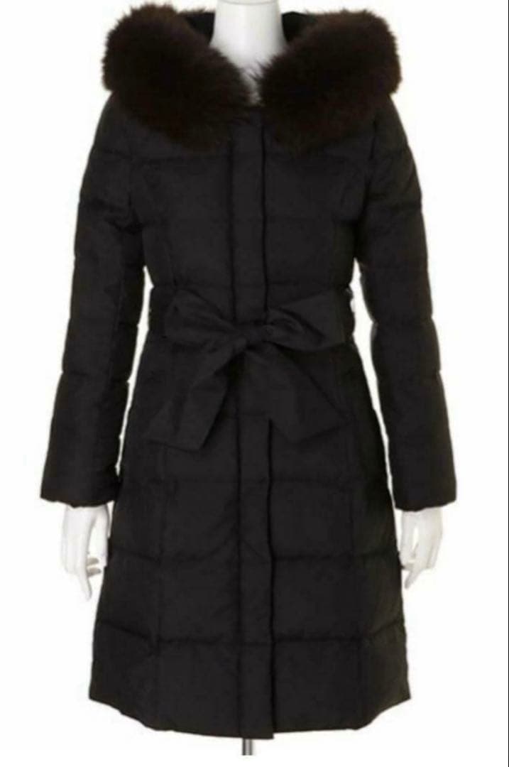 JUSGLITTY ジャスグリッティー ファー付フードダウンコート - メルカリ