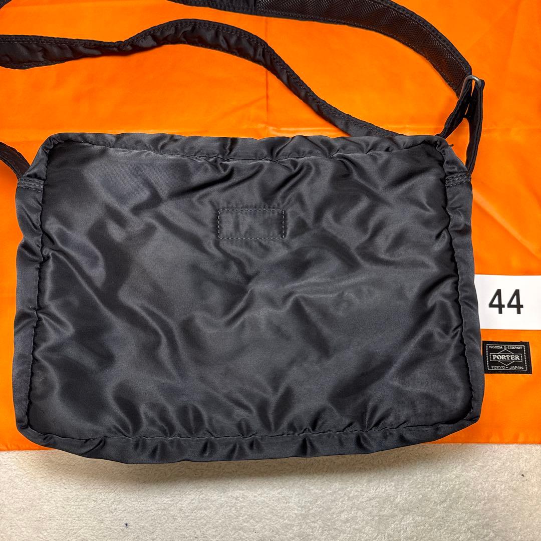 44 極美品 ポーター タンカー ショルダーバッグ ブラック Lサイズ