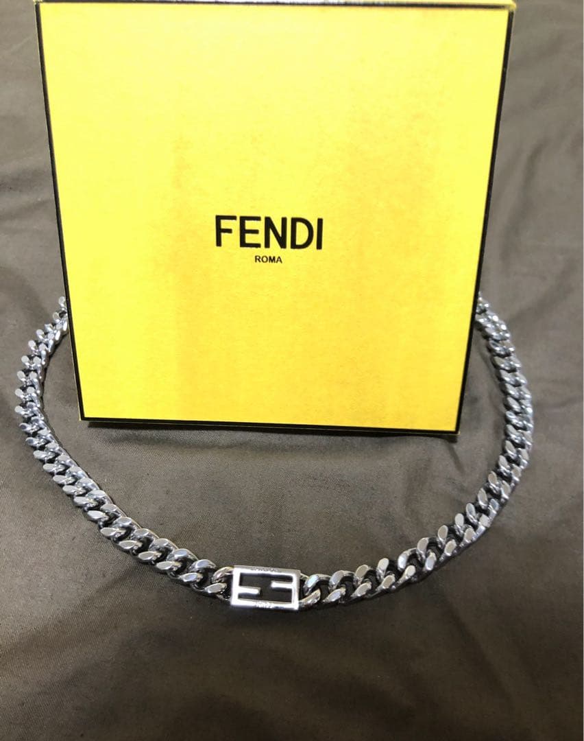 FENDI バゲット ネックレス FENDI バゲットネックレス シルバー フェンディ 喜平｜Yahoo!フリマ