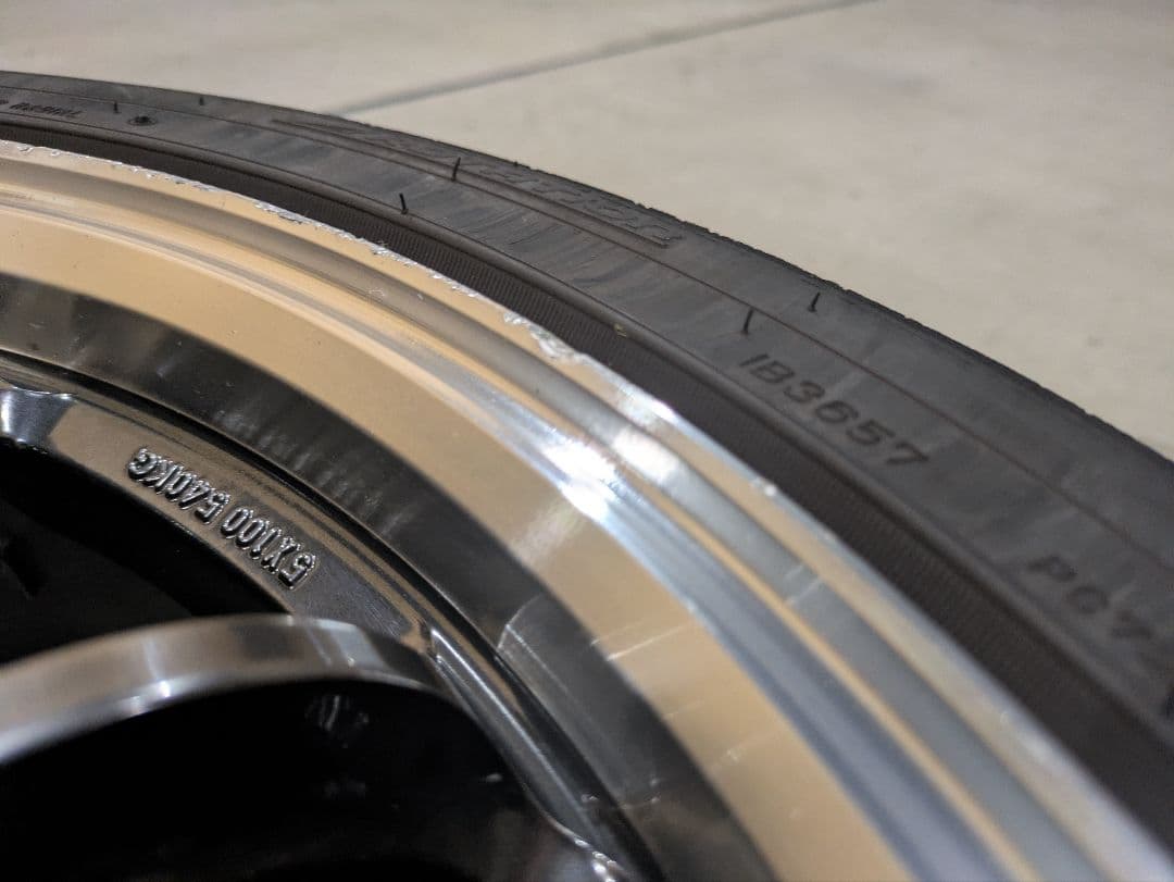 ワーク　ZR10 18インチ　8.5j