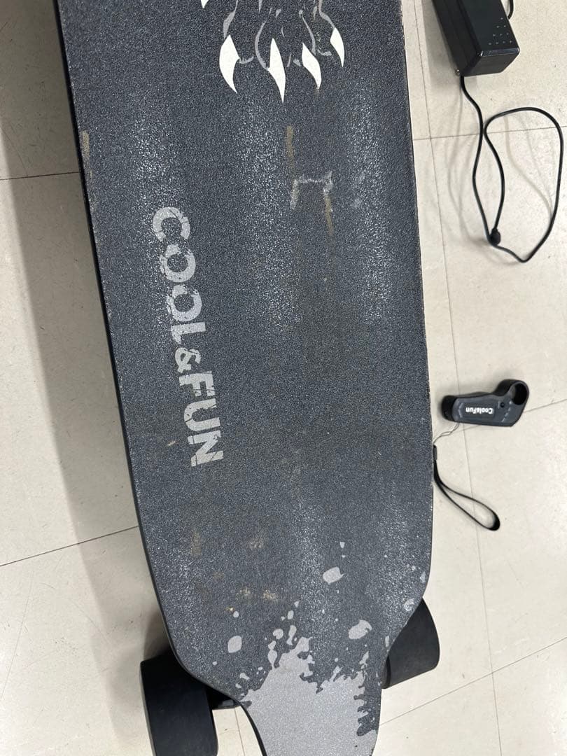 COOL&FUN 電動スケートボード - メルカリ