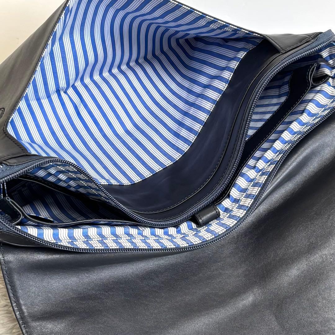 極美品】 マザーハウス ザダン メッセンジャーバッグ クロスボディ