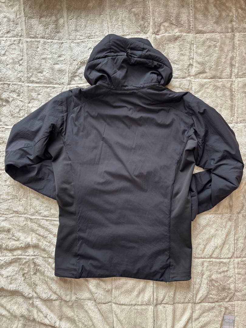 アークテリクス 正規品 アトム フーディ メンズ -Black / XS