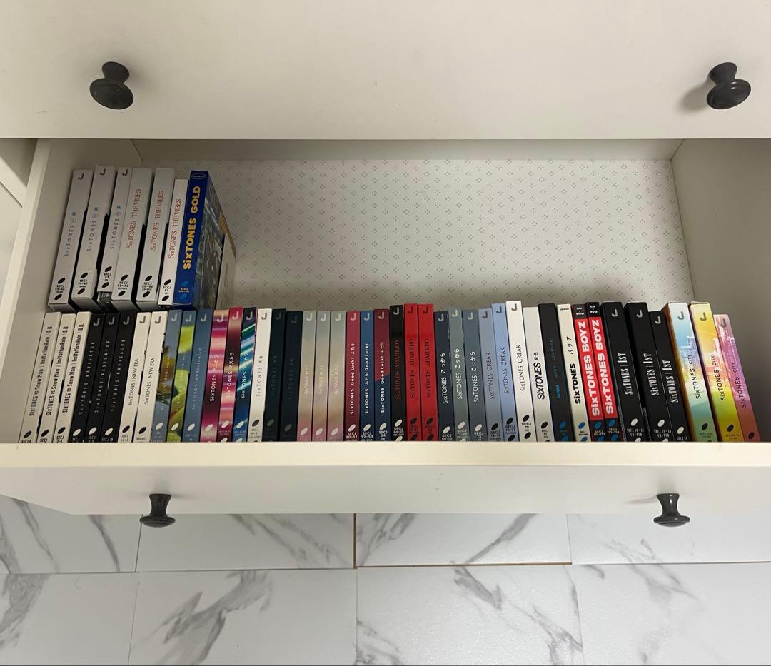 SixTONES シングル アルバム CDまとめ売り 50点 SixTONES シングルCD まとめ売り - メルカリ