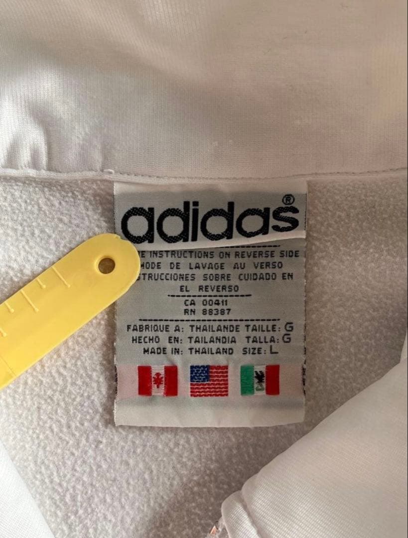 入手困難】80s後半adidasトラックジャケット万国旗ホワイト 白 - メルカリ