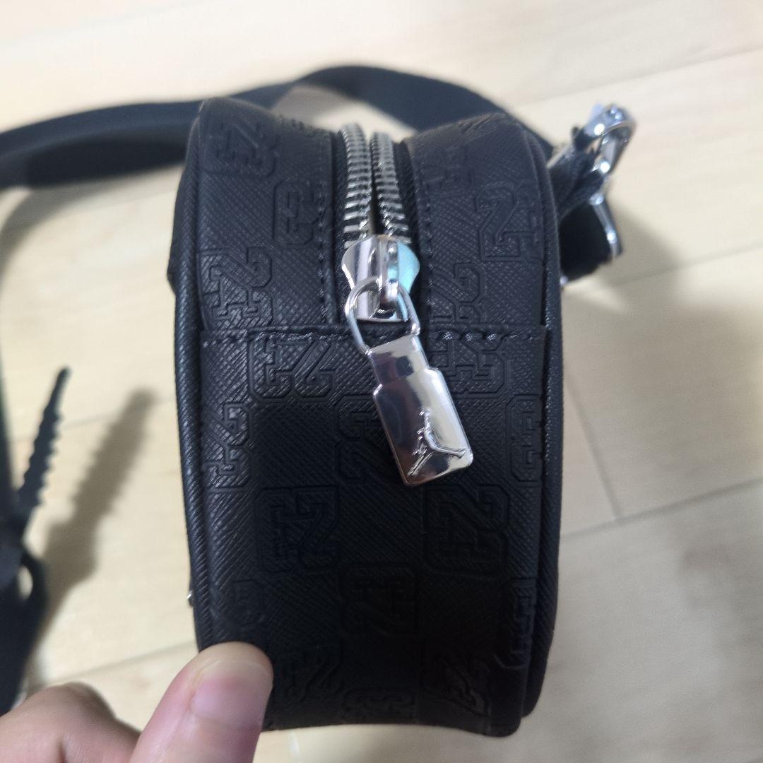 JORDANジョーダン カメラバッグ モノグラム黒ショルダーポーチNIKE