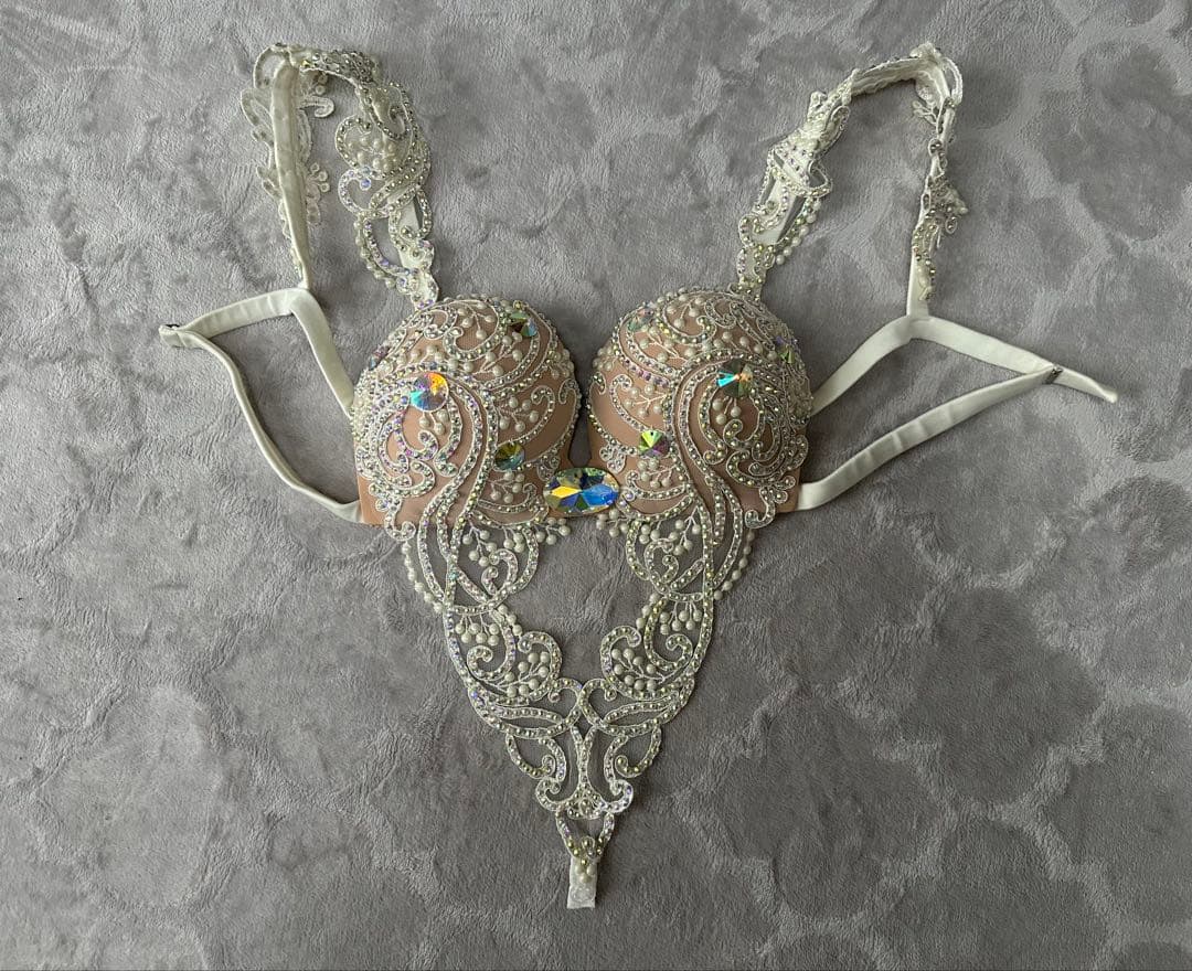 ベリーダンス衣装 ウクライナ製 Aida Style