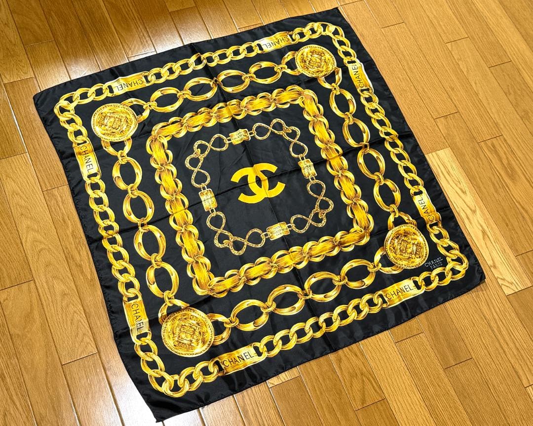 CHANEL シャネル シルクスカーフ ココマーク×チェーン柄 ゴールド
