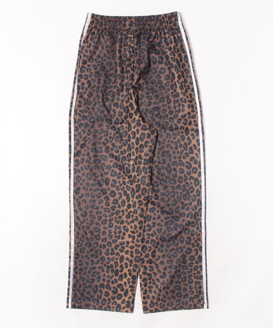 完売品 adidasレオパード トラックパンツ ABCマート限定 - メルカリ
