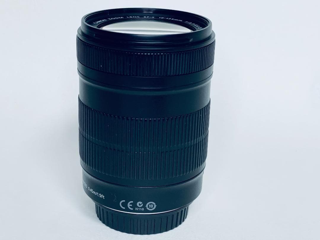 美品✨Canon キヤノン EF-S 18-135mm F3.5-5.6 IS