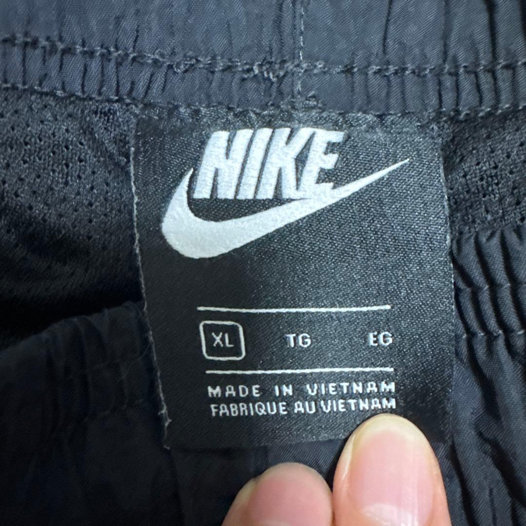 れ*ん様 【コムドットやまと着用】最安値‼️ナイキ刺繍ナイロン