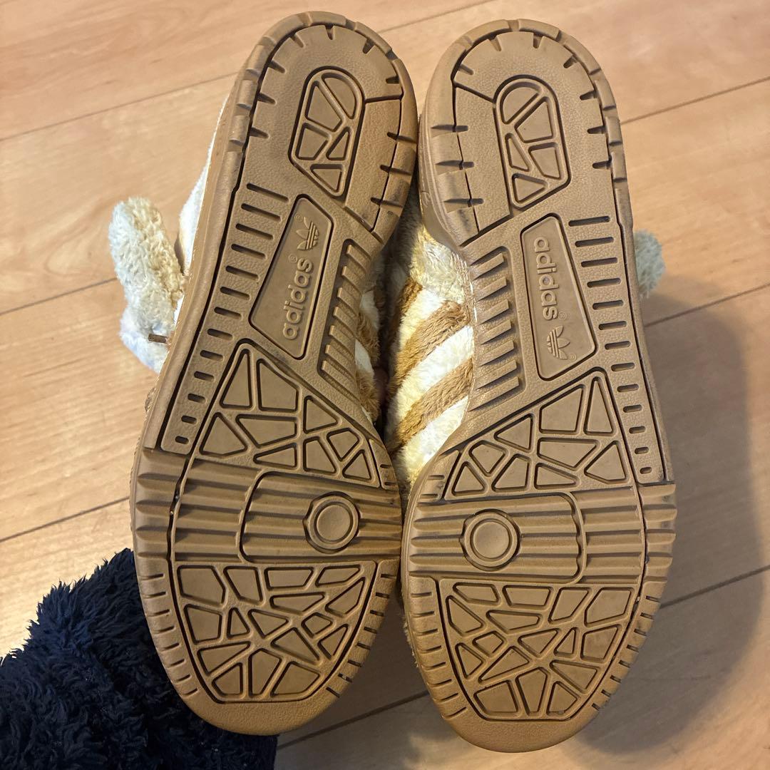 コラボ　アディダス×ジェレミー・スコット　テディベア スニーカー 23.5cm