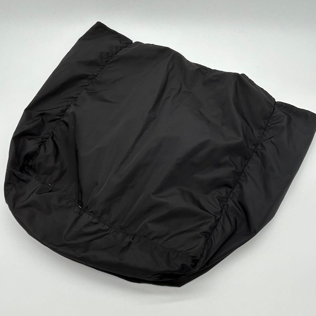 PRADA ギンガムチェック トートバッグ 三角ロゴ 大容量 ブラック 白