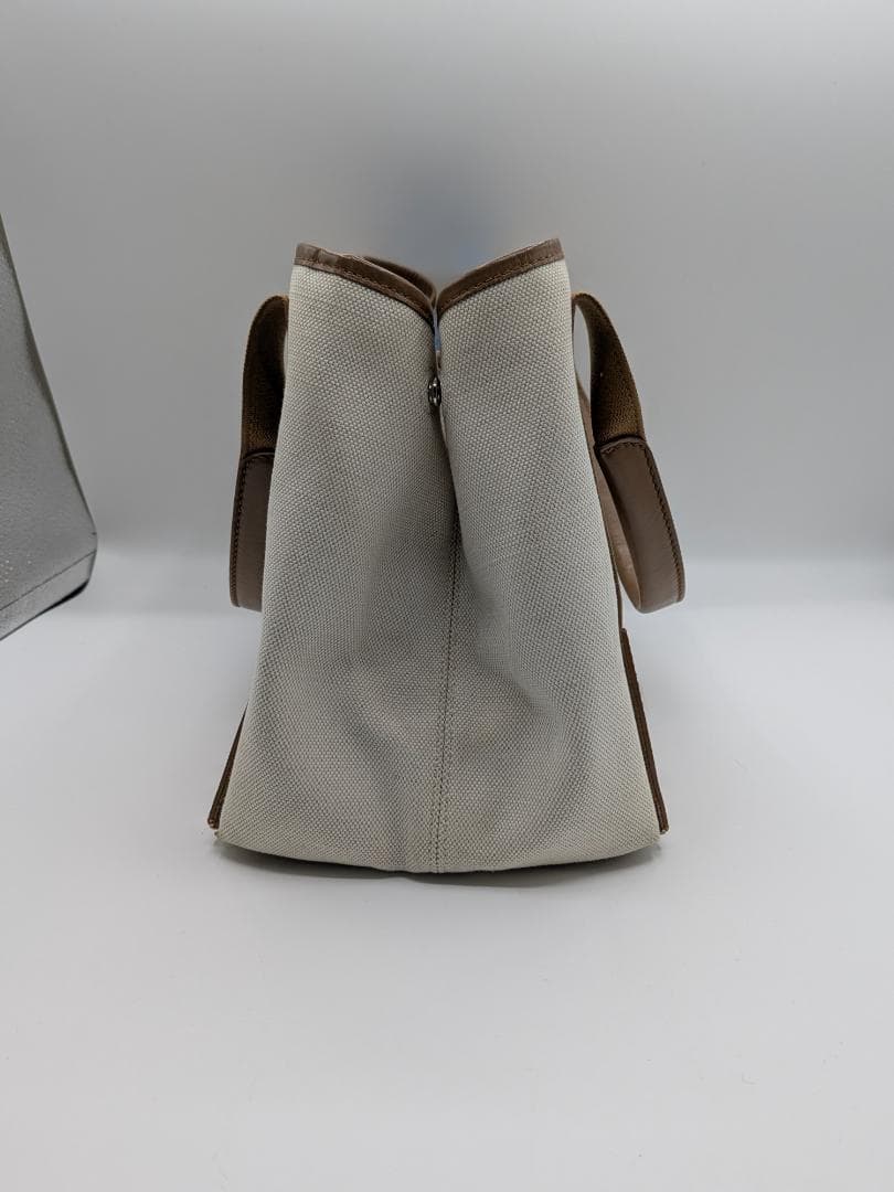 良品✨ バレンシアガ ネイビーカバス キャンバス ベージュ 0LJ - メルカリ