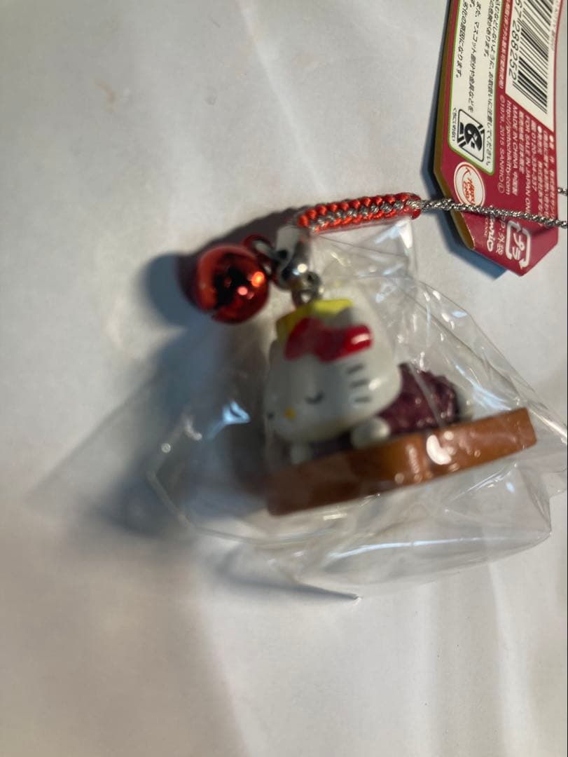 ご当地キティ 名古屋限定 小倉トースト - メルカリ