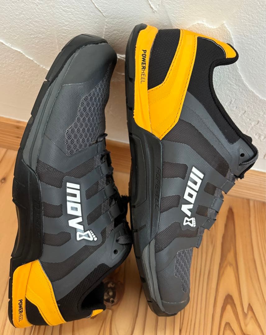 Inov8 f-lite 235 イノヴェイトトレーニングシューズ inov-8 - メルカリ
