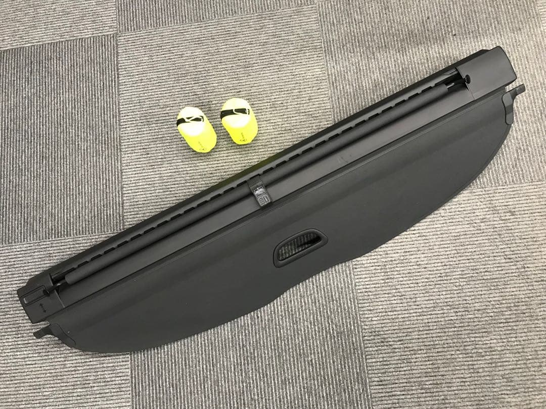 w205 cクラスステーションワゴン トノカバー セーフティベストおまけ