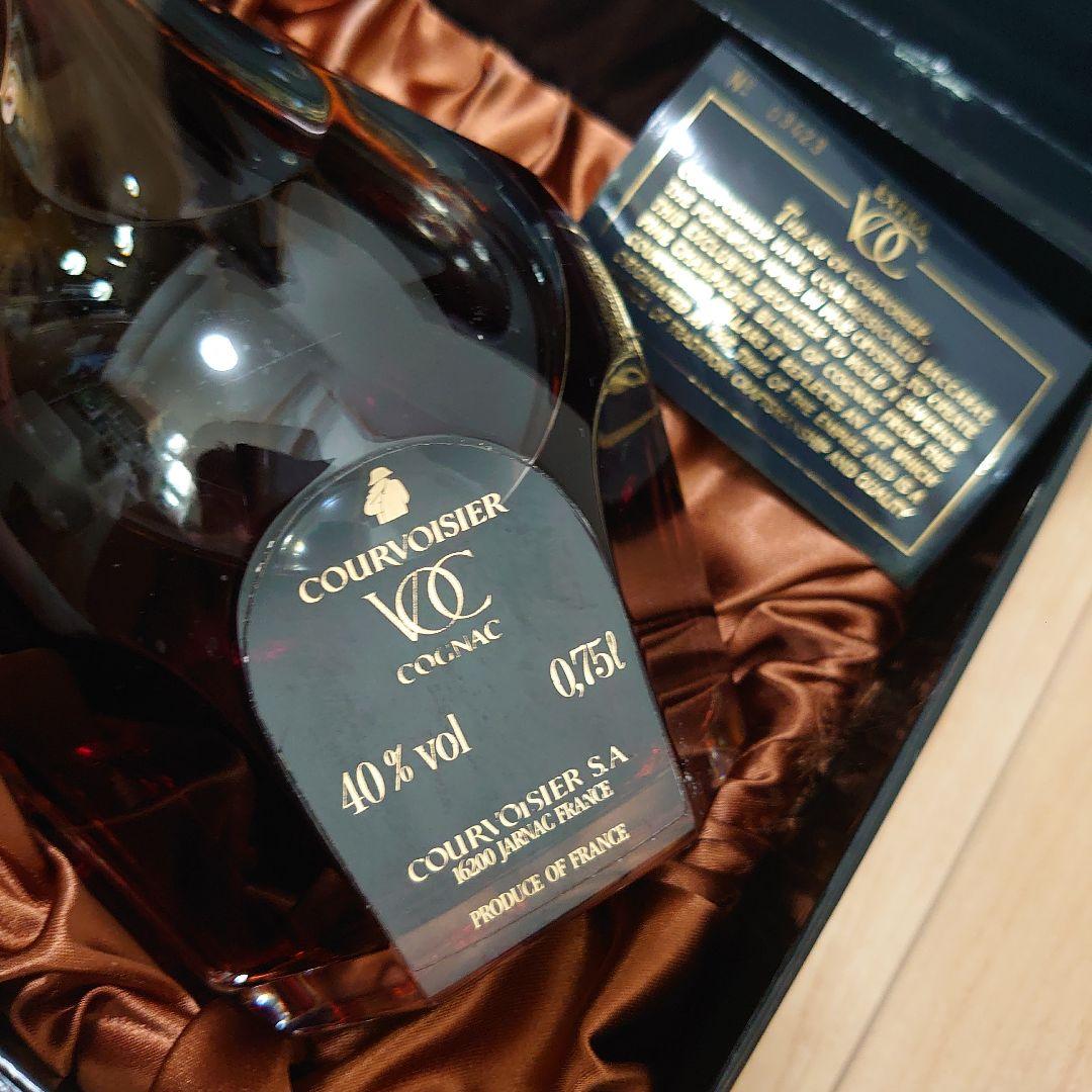 クルボアジェ VOC エクストラ バカラボトル ブランデー【未開栓】替栓