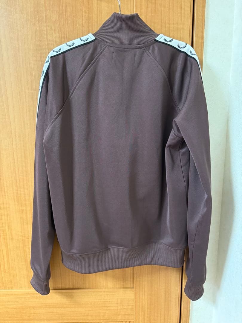 FRED PERRY ブラウン ジップアップジャケット UK10 - メルカリ