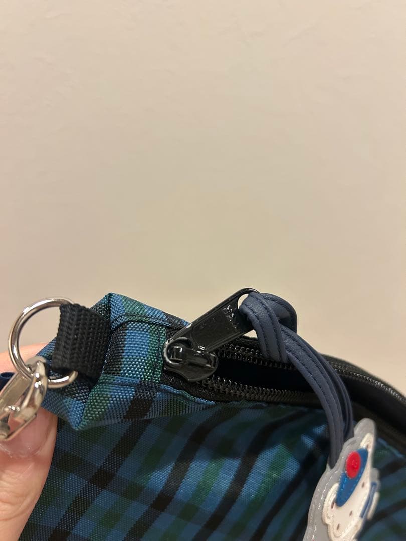 ファミリア 舟形ポシェット XB - メルカリ