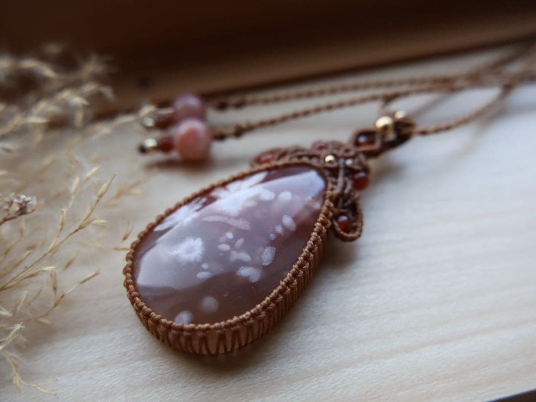 桜瑪瑙 マクラメ ネックレス - メルカリ