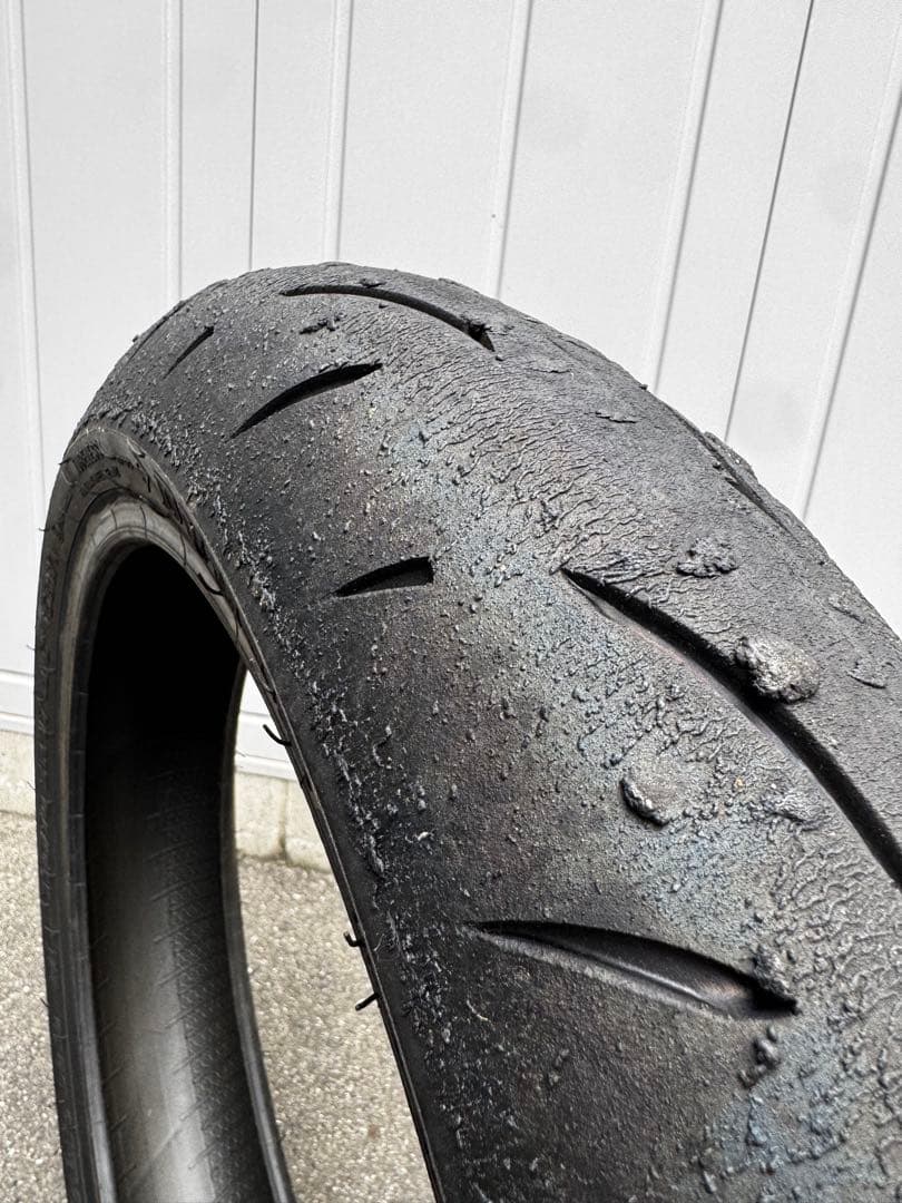 ダンロップ　D212 120/70/ZR17