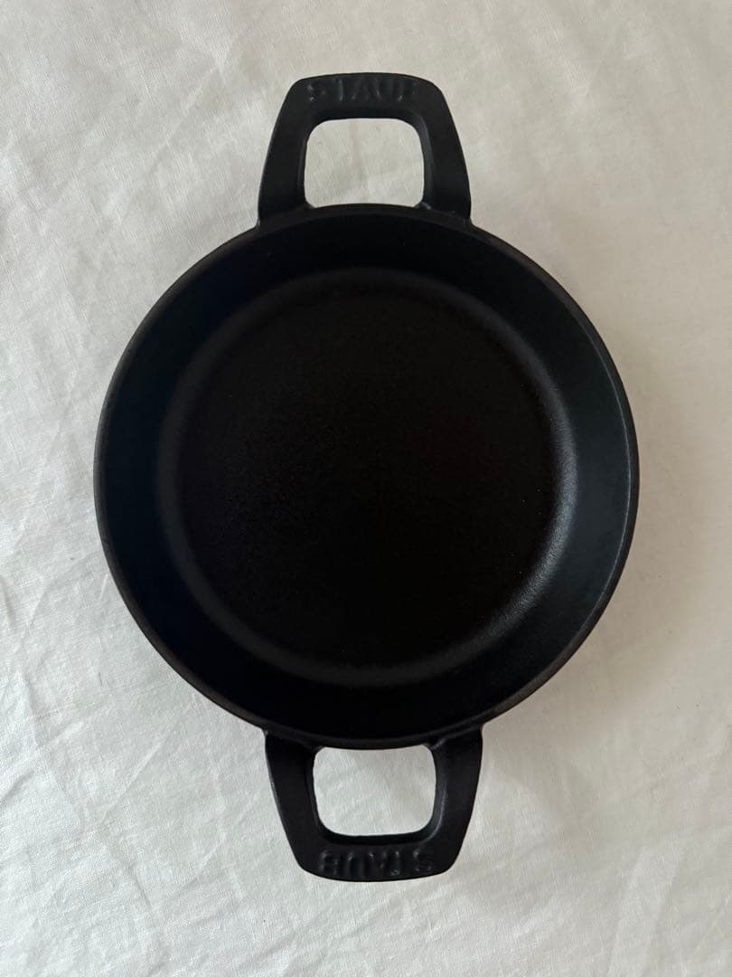 ストウブ staub スキレット ラウンド 黒 16cm - メルカリ