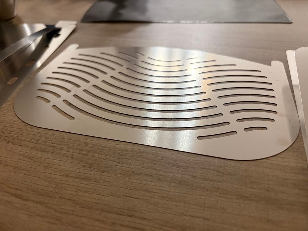 新品未使用品】 道具製造所 風の谷の焚火台 UL