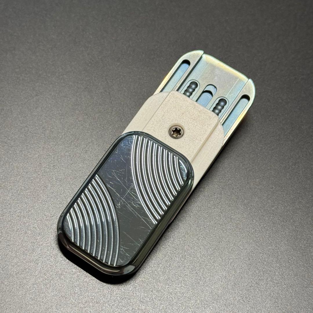 正規品」01EDC MINI Burger ジルコニウム製 フィジェットトイ - メルカリ